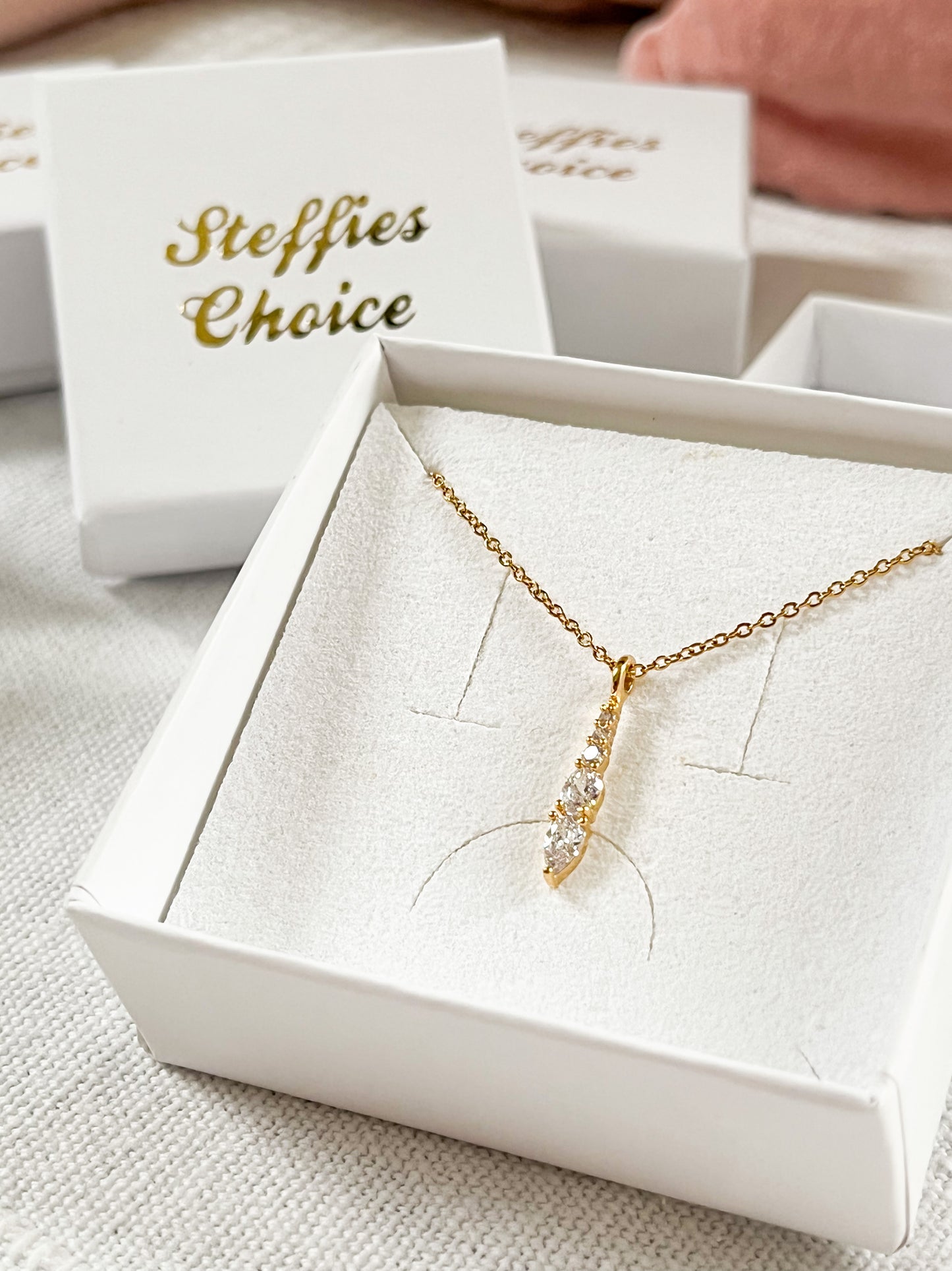 Ketting Dropping Diamonds