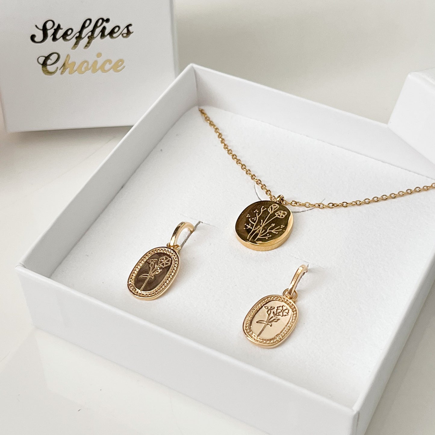 Oorbellen Flower Shield